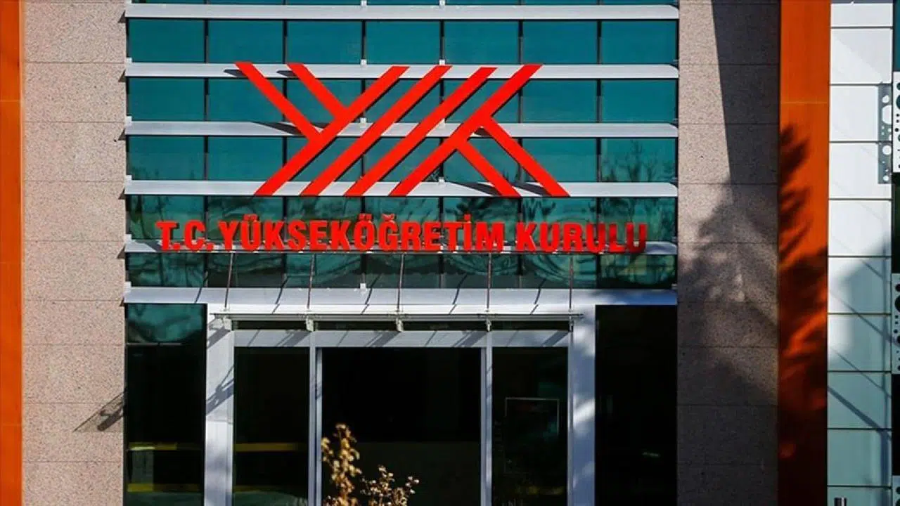 Binlerce öğrenciyi ilgilendiriyor: YÖK'ten diploma kararı
