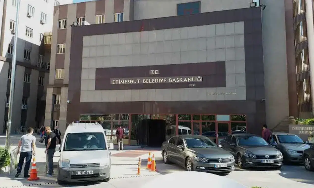 CHP'li Etimesgut Belediyesi'ne operasyon