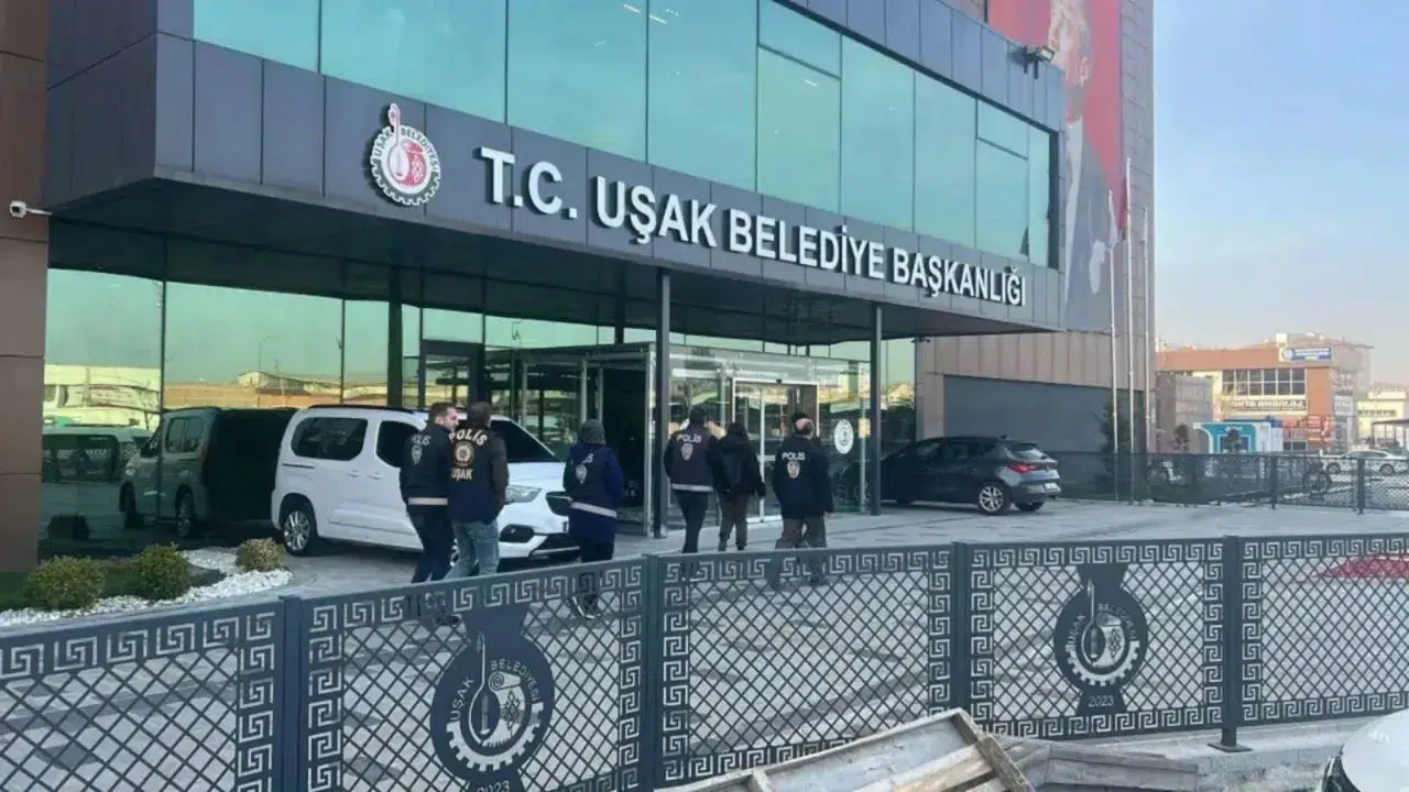 Uşak Belediyesi Soruşturmasında İkinci Dalga: 16 Kişi Tutuklandı