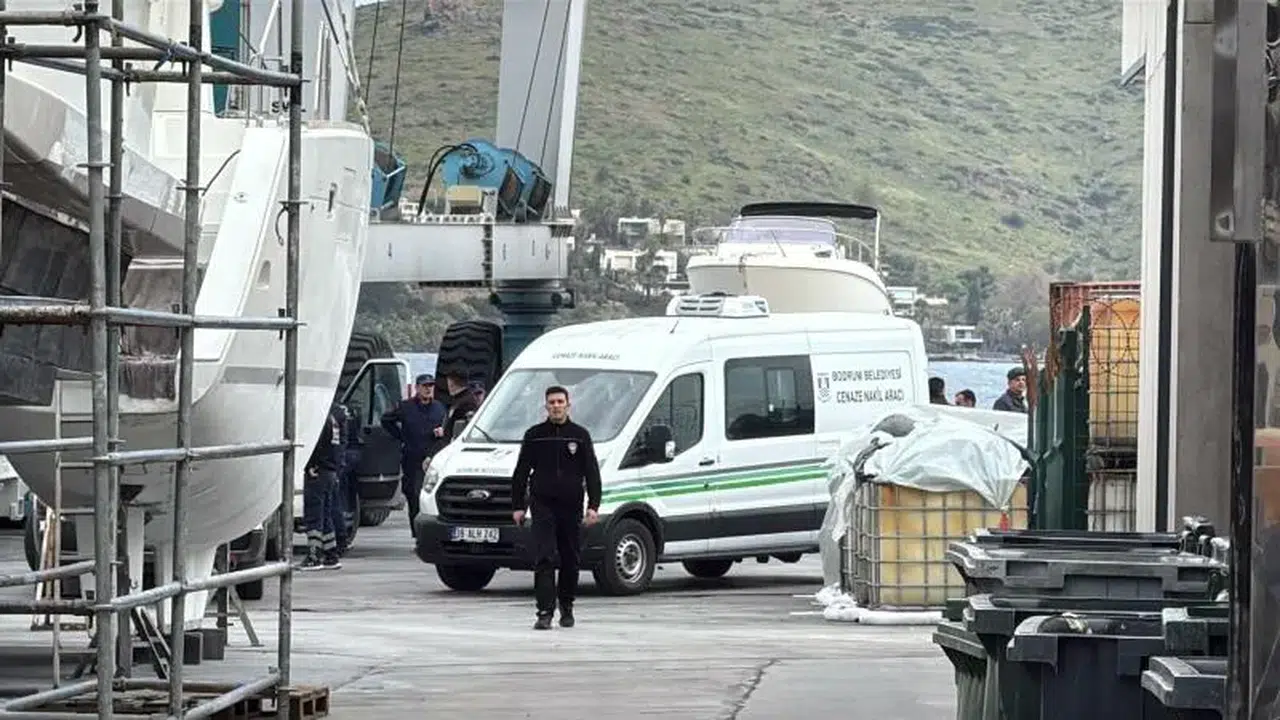 Bodrum açıklarında düzensiz göçmenleri taşıyan bot battı: 19 ölü