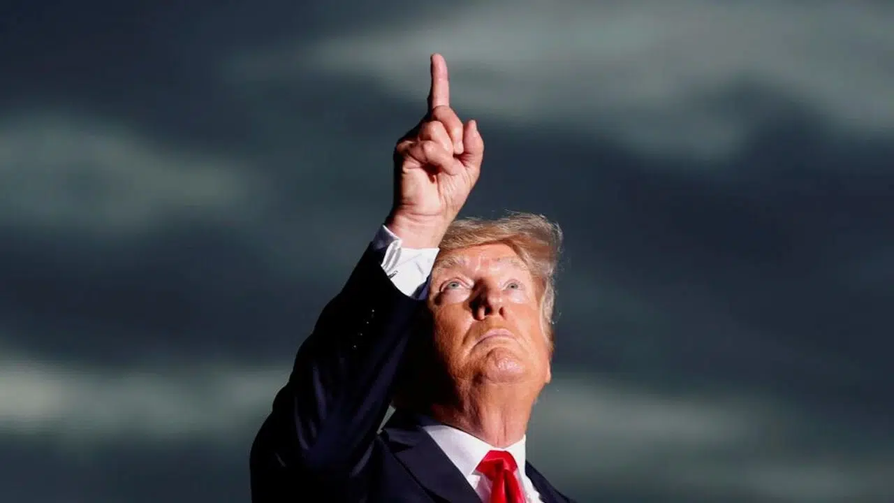 Trump'tan İran'a küfürlü tehdit!
