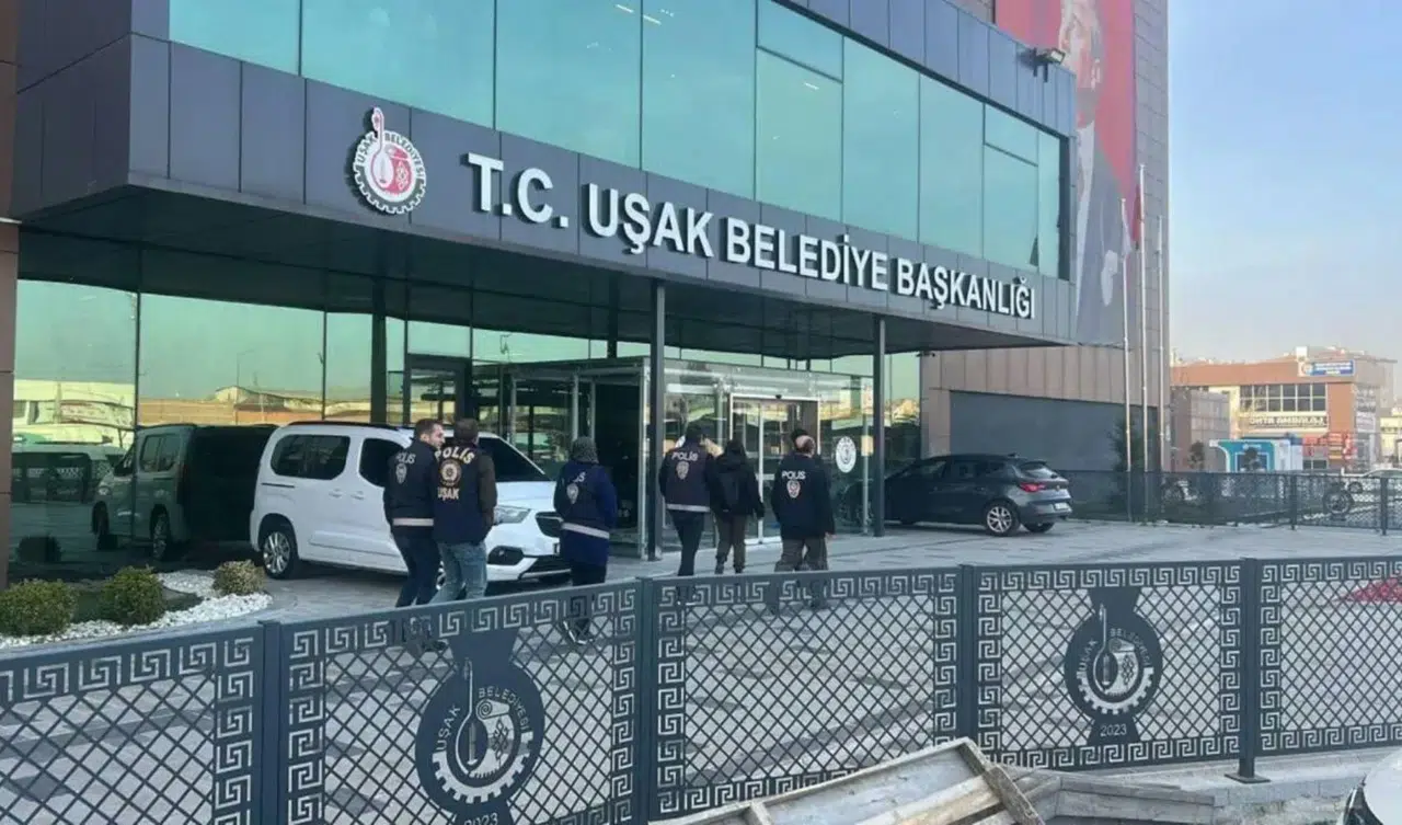Uşak Belediyesi'ne 2. dalga operasyonda gözaltı sayısı 29'a yükseldi! Liste ortaya çıktı