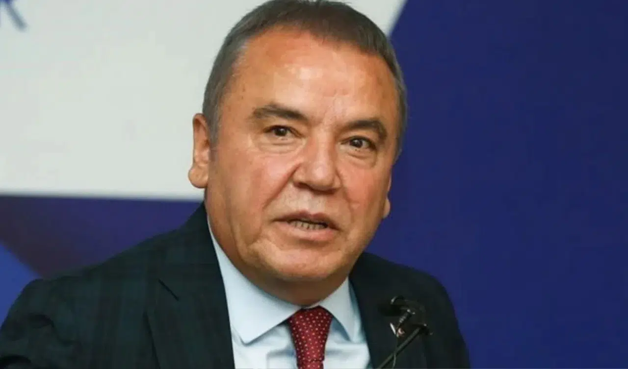 Muhittin Böcek konuştu: "1 Kuruş Bile Verdiysem, Şerefsizim!"