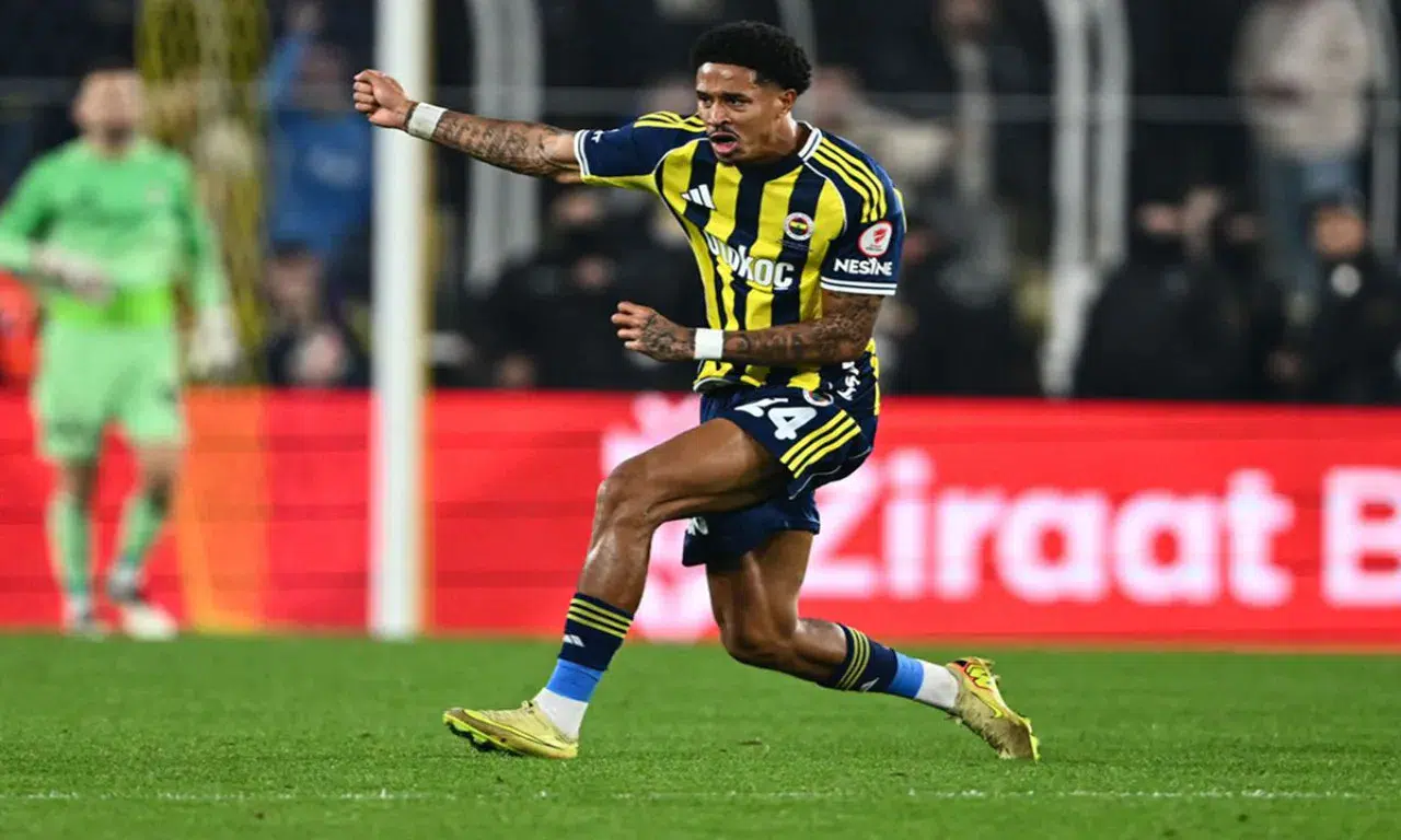 Fenerbahçe'de Jayden Oosterwolde Şoku: Rizespor Maçında Yok