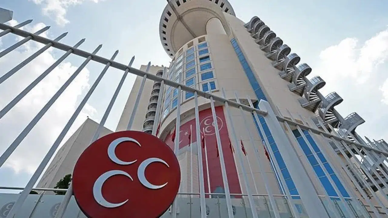 MHP'de 'tasfiye' depremi sürüyor
