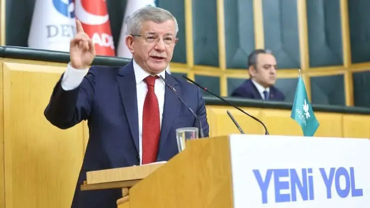Davutoğlu'ndan Bakan Şimşek'e: Merkez Bankası'ndaki dövizler kimsenin babasının malı değil