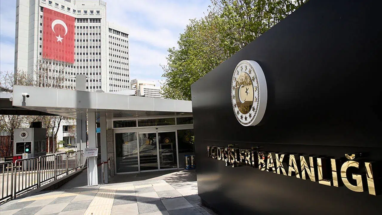 Karadeniz'de kuru yük gemisi İHA saldırısına uğradı: Dışişleri Bakanlığı'ndan açıklama