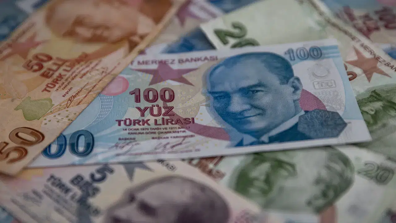 TCMB verileri açıklandı: Türk Lirası'nda 6 yıl sonra bir ilk