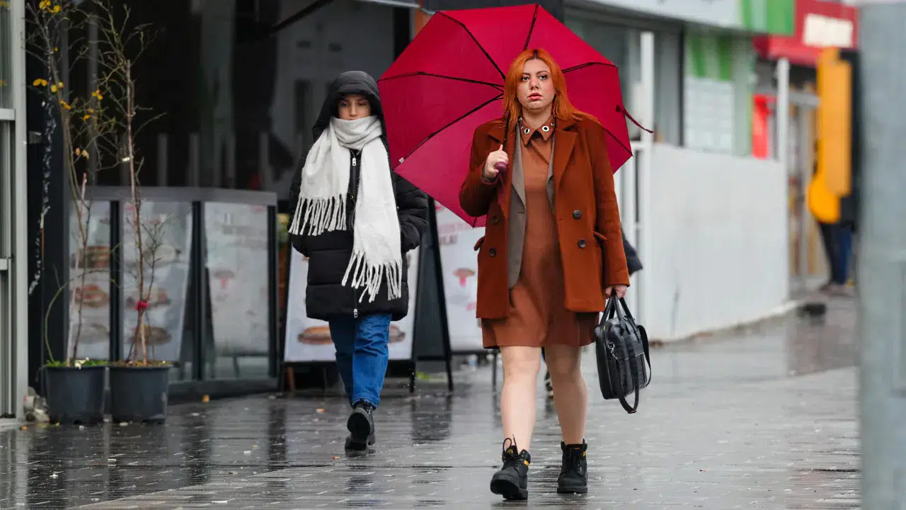 Meteoroloji sekiz il için çok kuvvetli ve şiddetli yağış uyarısı yaptı