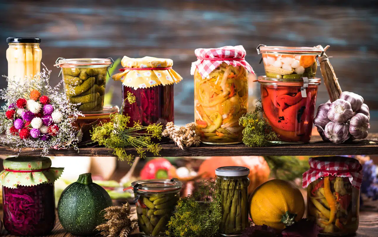 Dünya'nın turşusu İzmir'de kuruldu