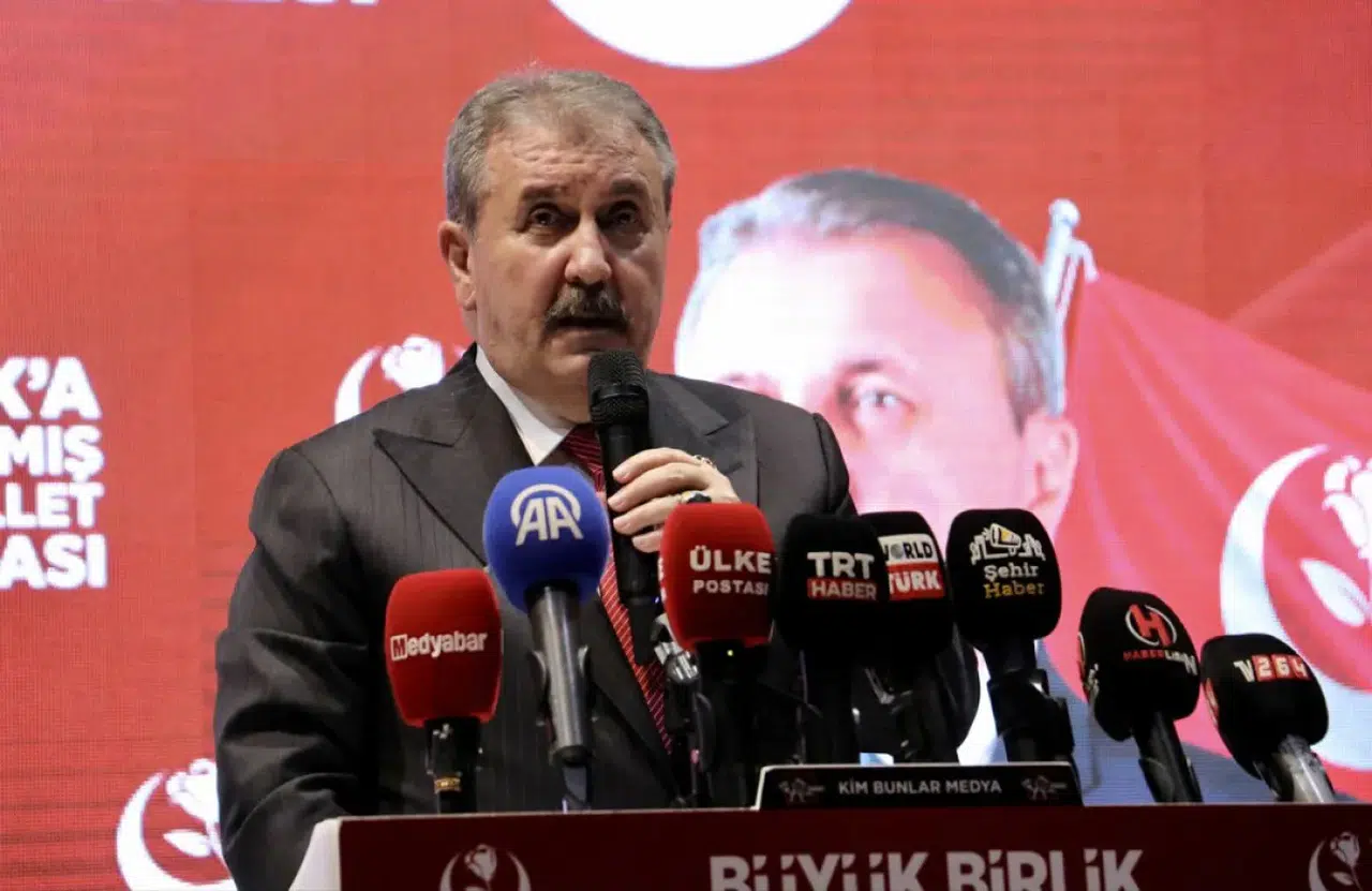 Mustafa Destici, Amedspor kutlamalarını "hainler topluluğu" diyerek hedef aldı