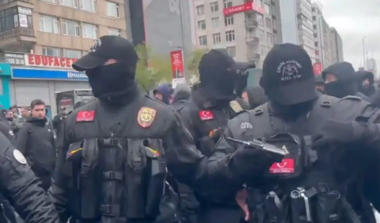 Şimdi de maskeli polis dönemi: 1 Mayıs gösterilerinde dikkat çeken detay
