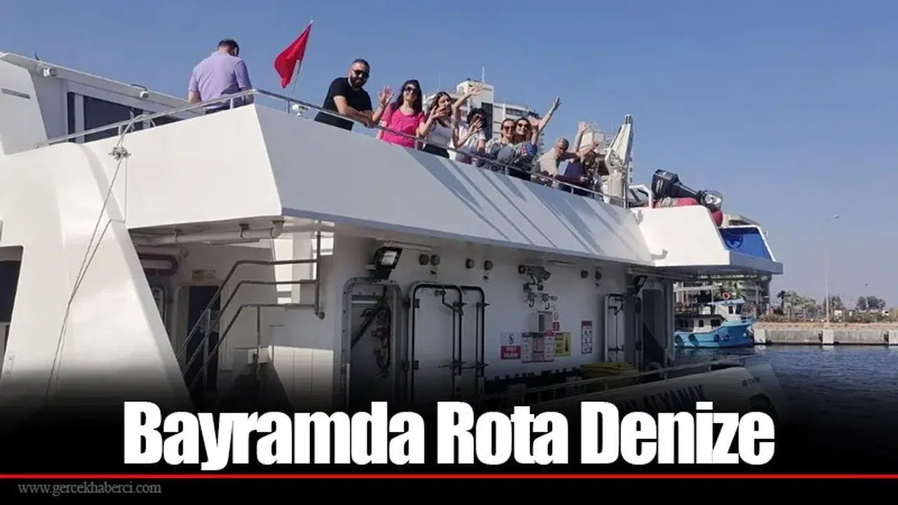 Bayramda Rota Denize