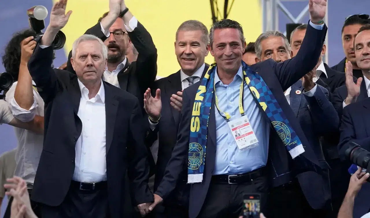 Fenerbahçe'de Aziz Yıldırım aday oldu ortalık karıştı! Ali Koç'a yoğun baskı