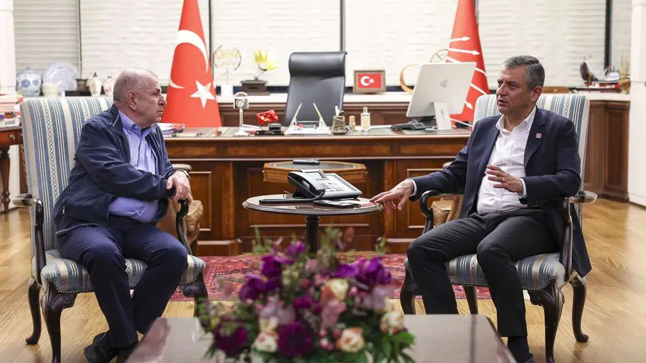 Tartışmalı karar sonrası Ümit Özdağ soluğu CHP'de aldı