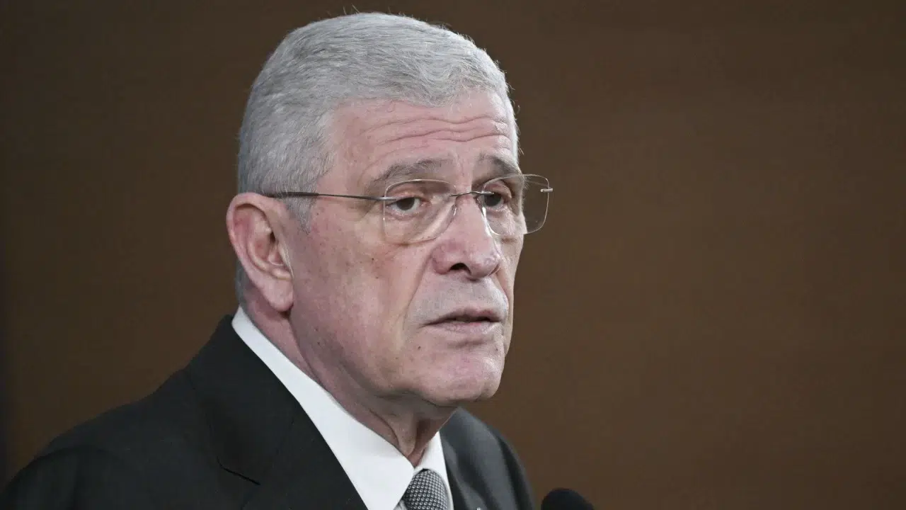 Müsavat Dervişoğlu telefon görüşmesi iddialarını yalanladı