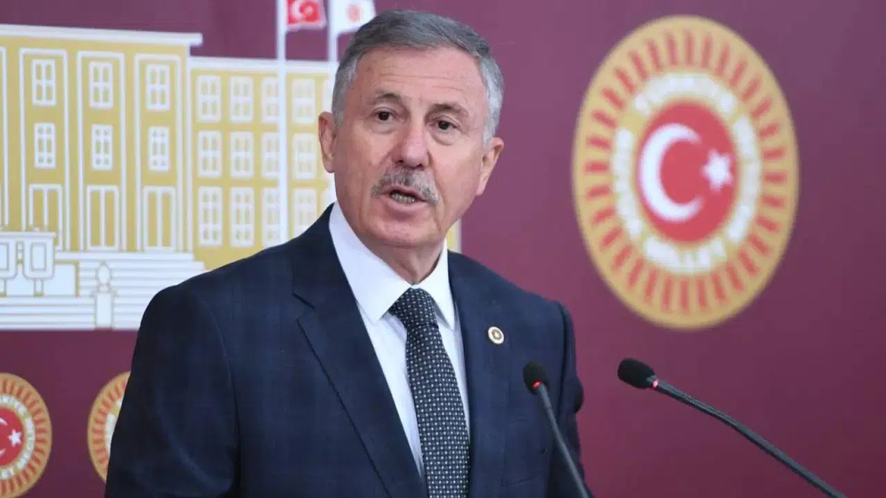 Selçuk Özdağ Yardım Kuruluşlarının Araştırılması Gerektiğini Belirtti