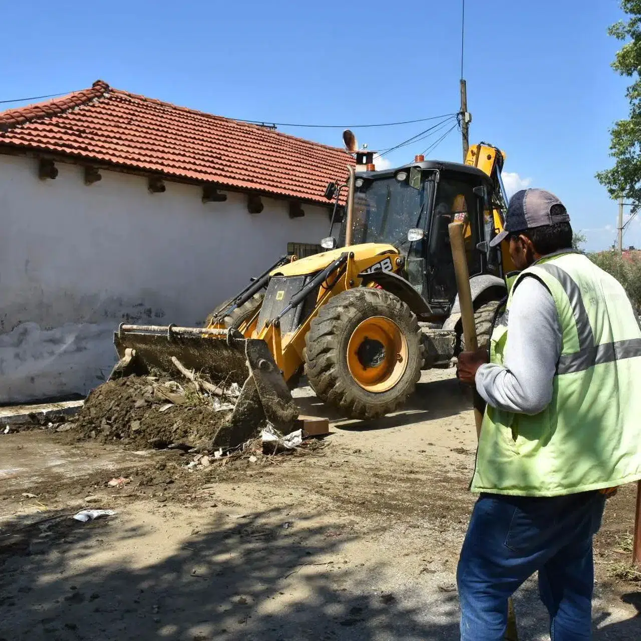 Manisa Büyükşehir Belediyesi’nden Salihli'deki sel mağdurlarına destek