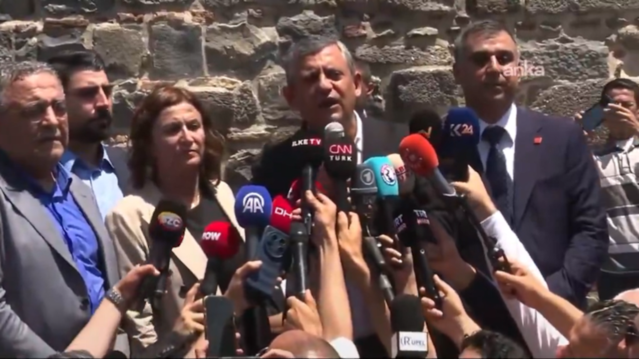 Selahattin Demirtaş Kılıçdaroğlu'nu reddetti, Özgür Özel'e selam yolladı