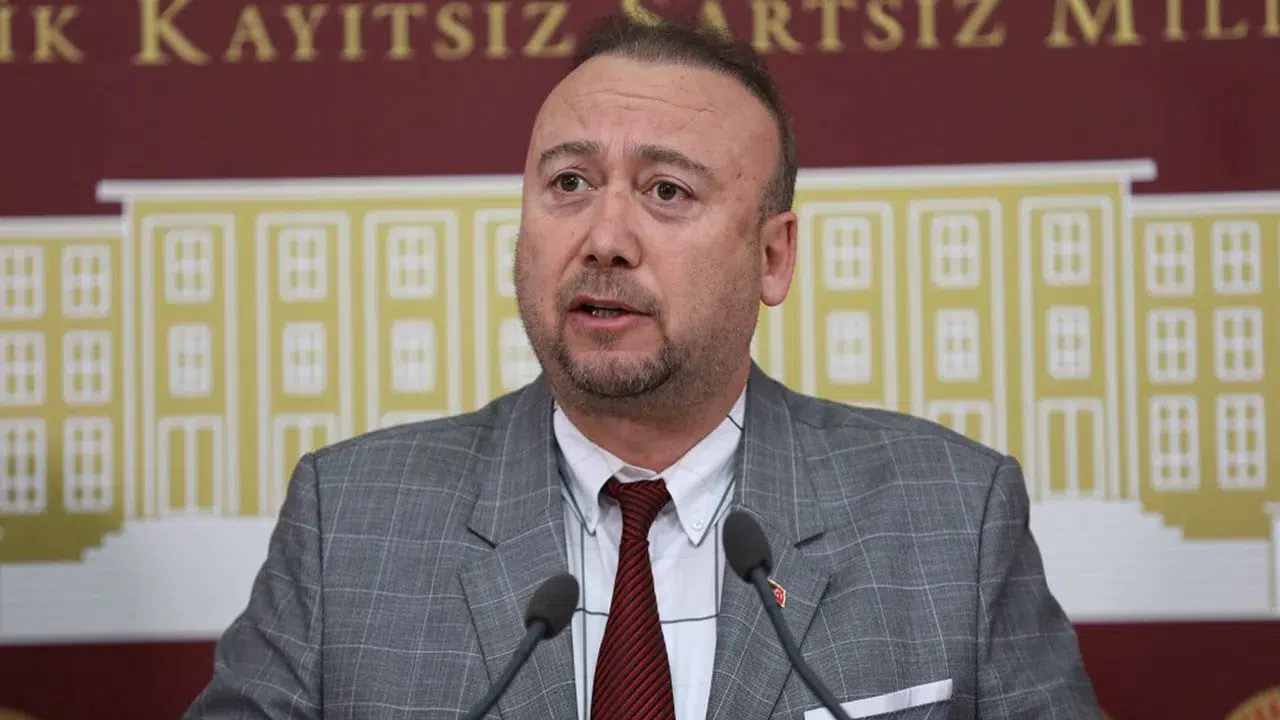 Bütün ihraçlar durduruldu, Özkan Yalım partiye geri alındı