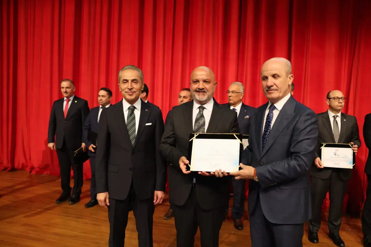YÖK'Ten Yakın Doğu Üniversitesi’ne “Spor Dostu Kampüs” ödülü