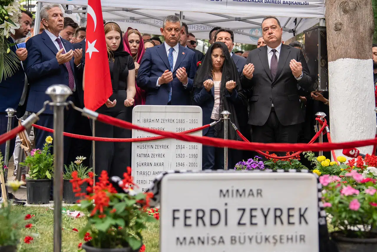 Merhum Başkan Ferdi Zeyrek, Vefatının Birinci Yılında Dualarla Anıldı