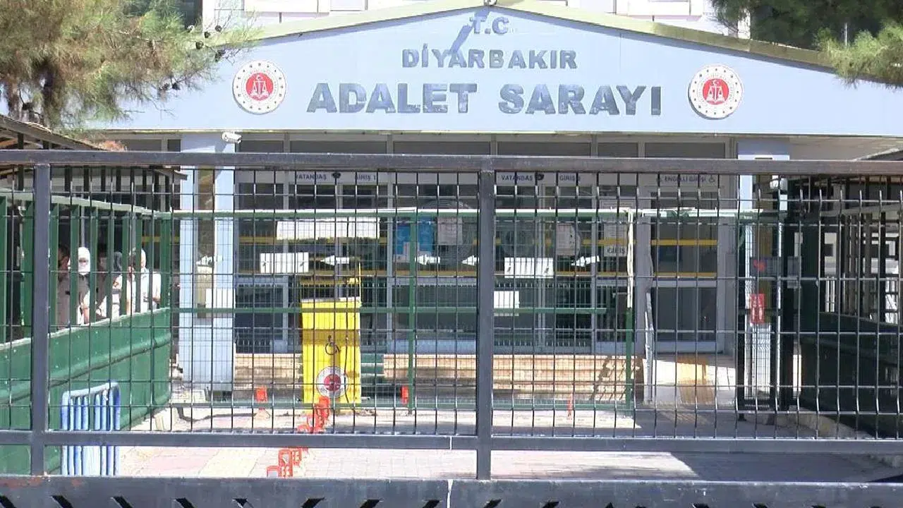 Diyarbakır'daki 17 yıllık sır perdesi: Mağaradan çıkan kemikler kime ait?