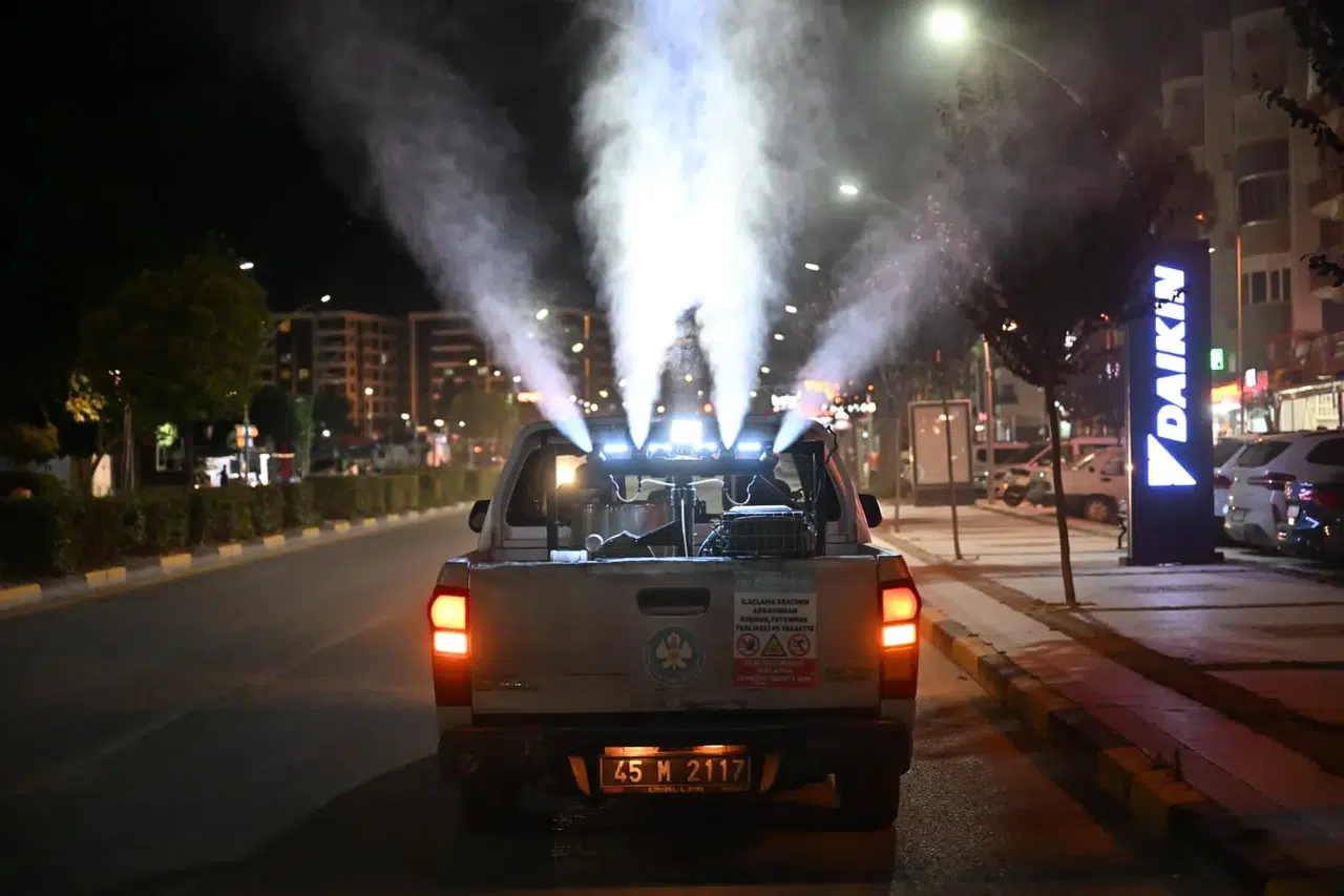 Büyükşehir’den İlaçlama Seferberliği: 17 İlçede Kesintisiz Mesai