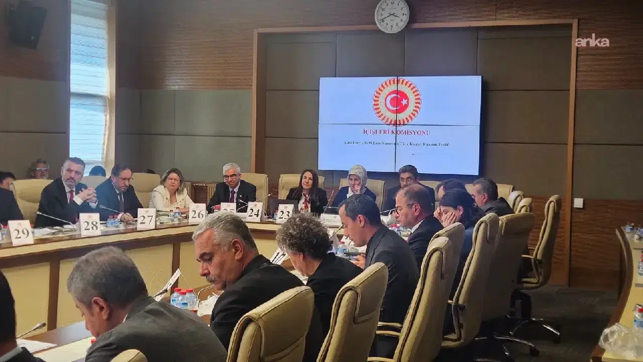 Kızılay için devrim gibi kanun teklifi komisyondan geçti