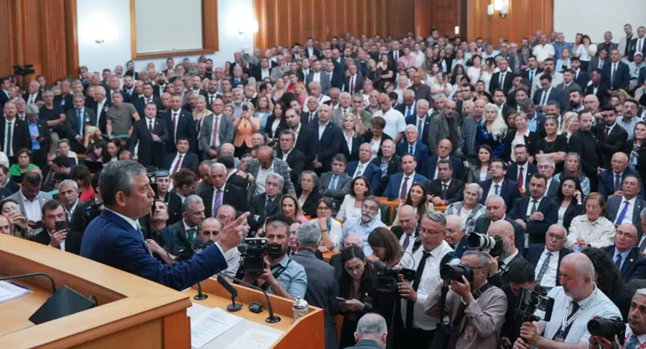 Özel bu hafta grup toplantısı yapmayacak: CHP örgütü yorgunmuş