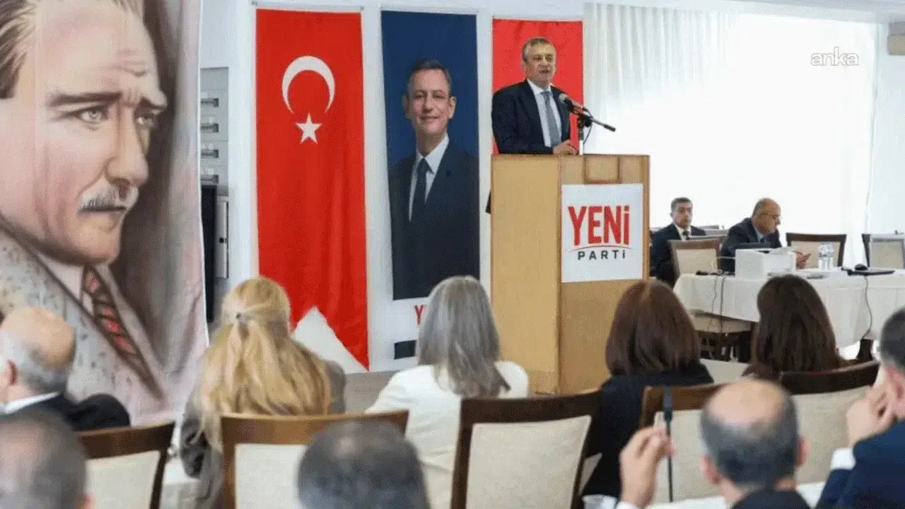 Özgür Özel'in kurduğu YENİ Parti uluslararası basında yankı buldu