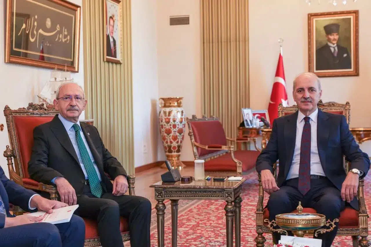 Meclis Başkanı Kurtulmuş 'çerçeve yasa' için parti turuna çıkıyor
