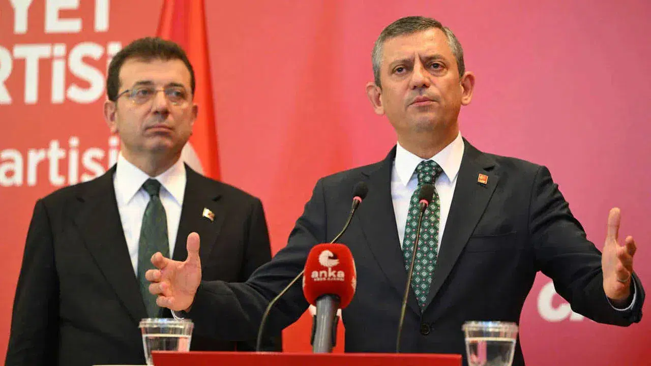 Özgür Özel'den İmamoğlu ile ayrılık iddialarına net yanıt