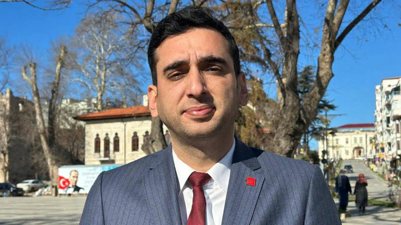 Görevden alınan CHP Sinop İl Başkanı'nın üyeliği silindi