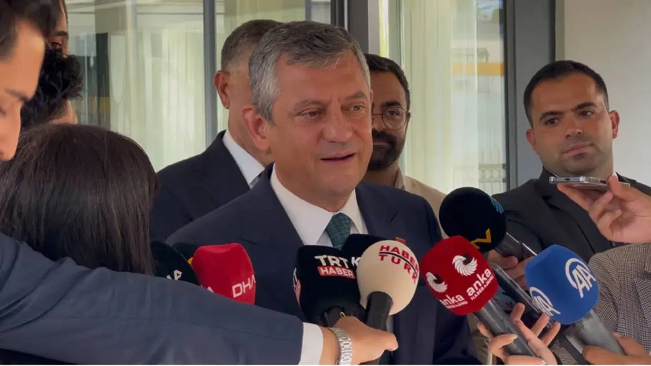 Özgür Özel, Yeni Parti İçin Kuruluş Tarihini ve Strateji Planını Açıkladı!