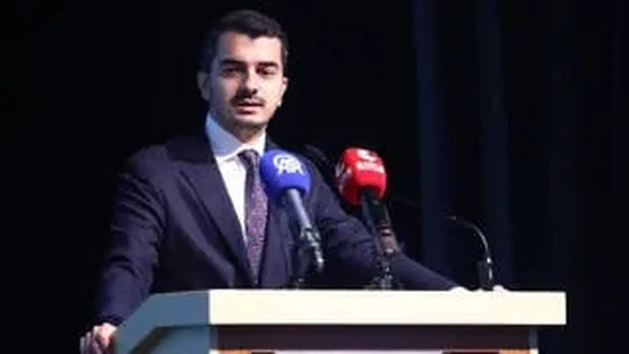 Özgür Özel'den Sincan'da tutuklu başkana ziyaret: Hüseyin Can Güner'in ilk mesajı ne oldu?