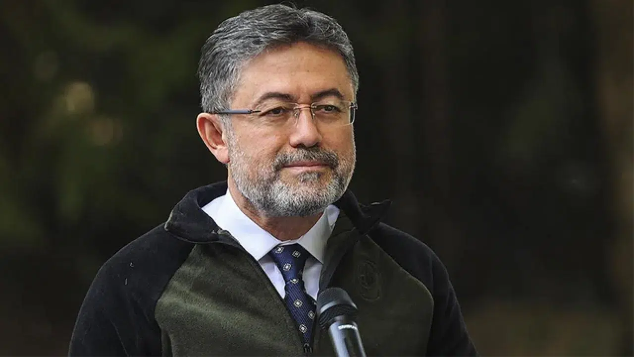 Bakan Yumaklı 5 ildeki 6 aktif yangını açıkladı