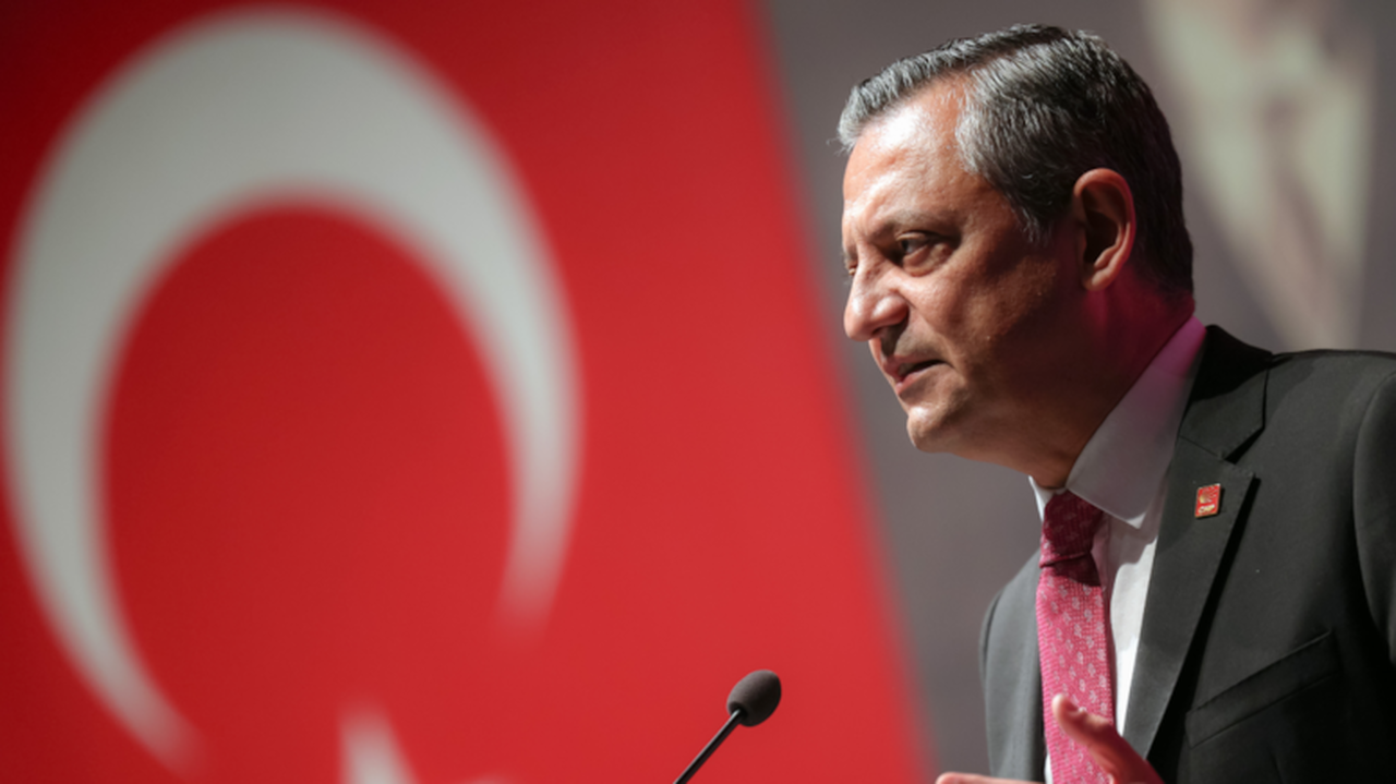 Özgür Özel Financial Times'a yazdı: Erdoğan güvenliği nasıl tehdit ediyor?