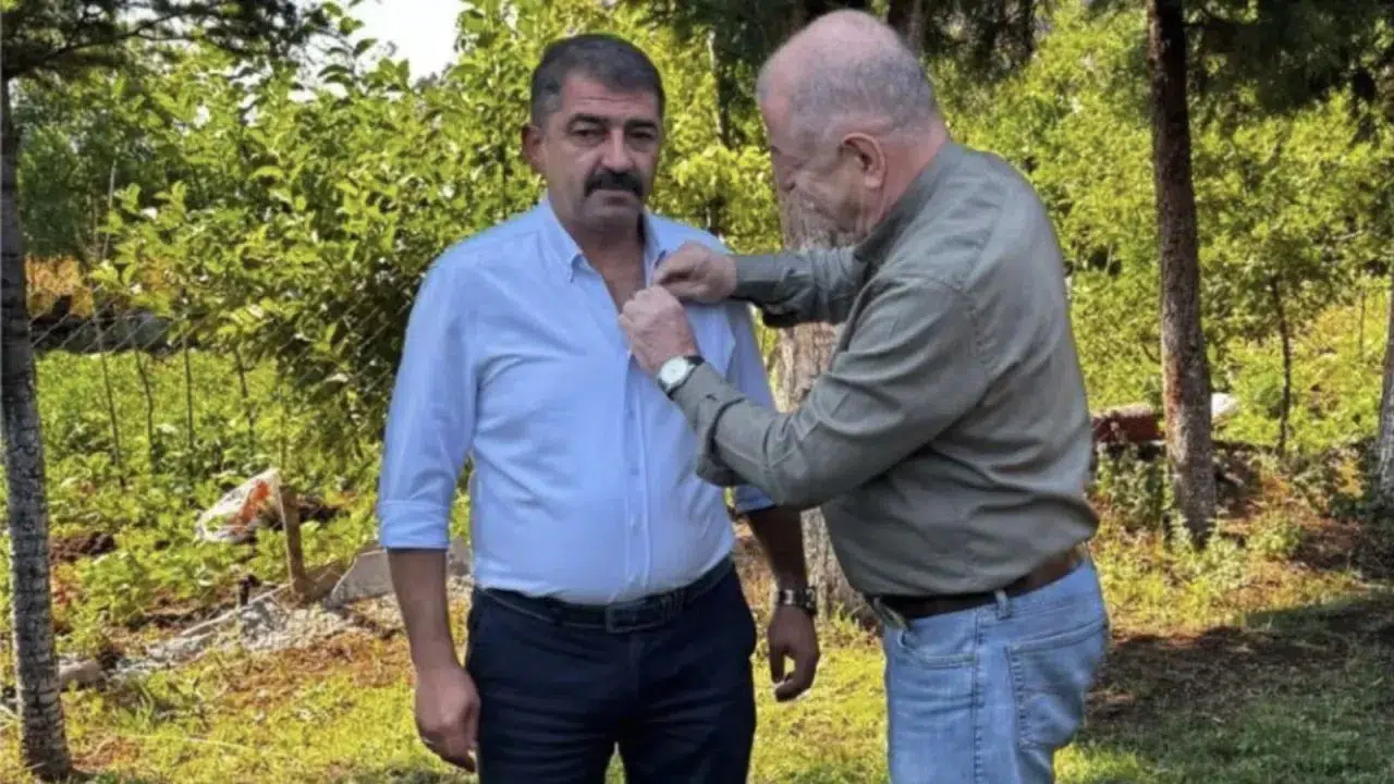 Erkan Hayla, Ümit Özdağ'ın parti değişikliği duyurusunu yalanladı