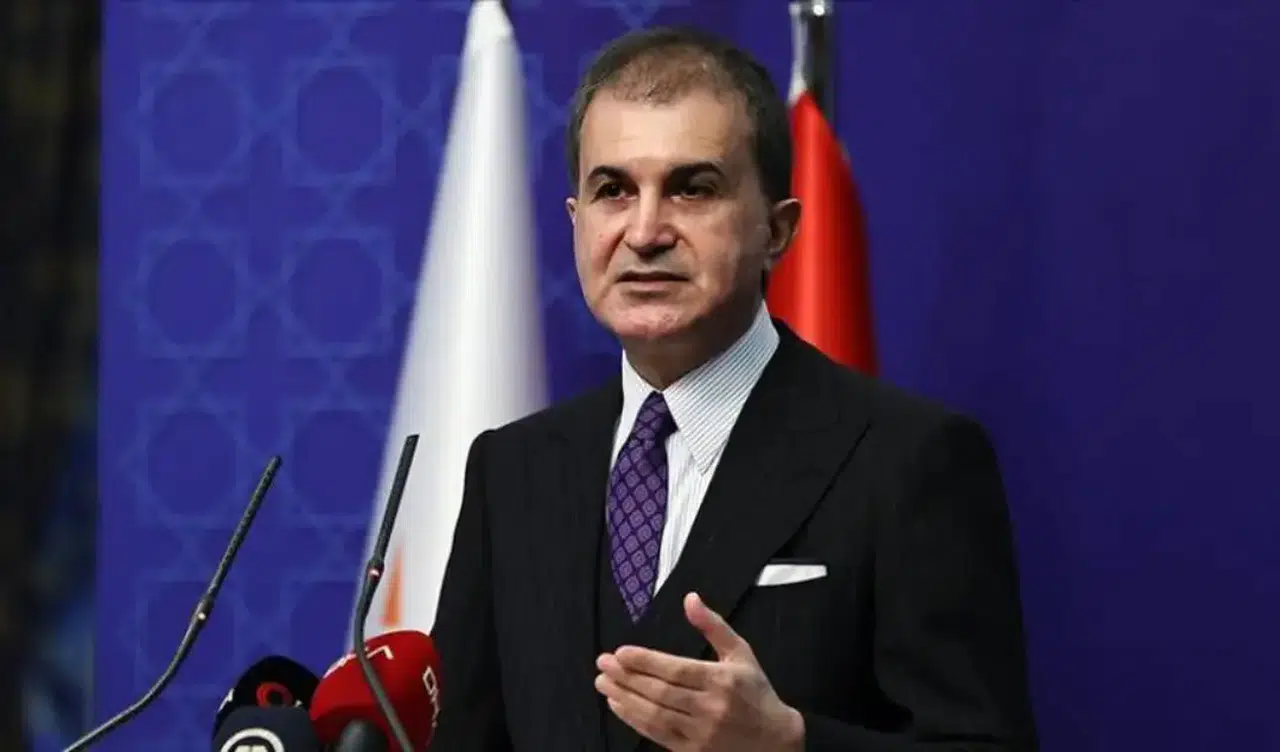 Ömer Çelik'ten Özgür Özel'e: "Dış vesayet arayışına yöneldi"