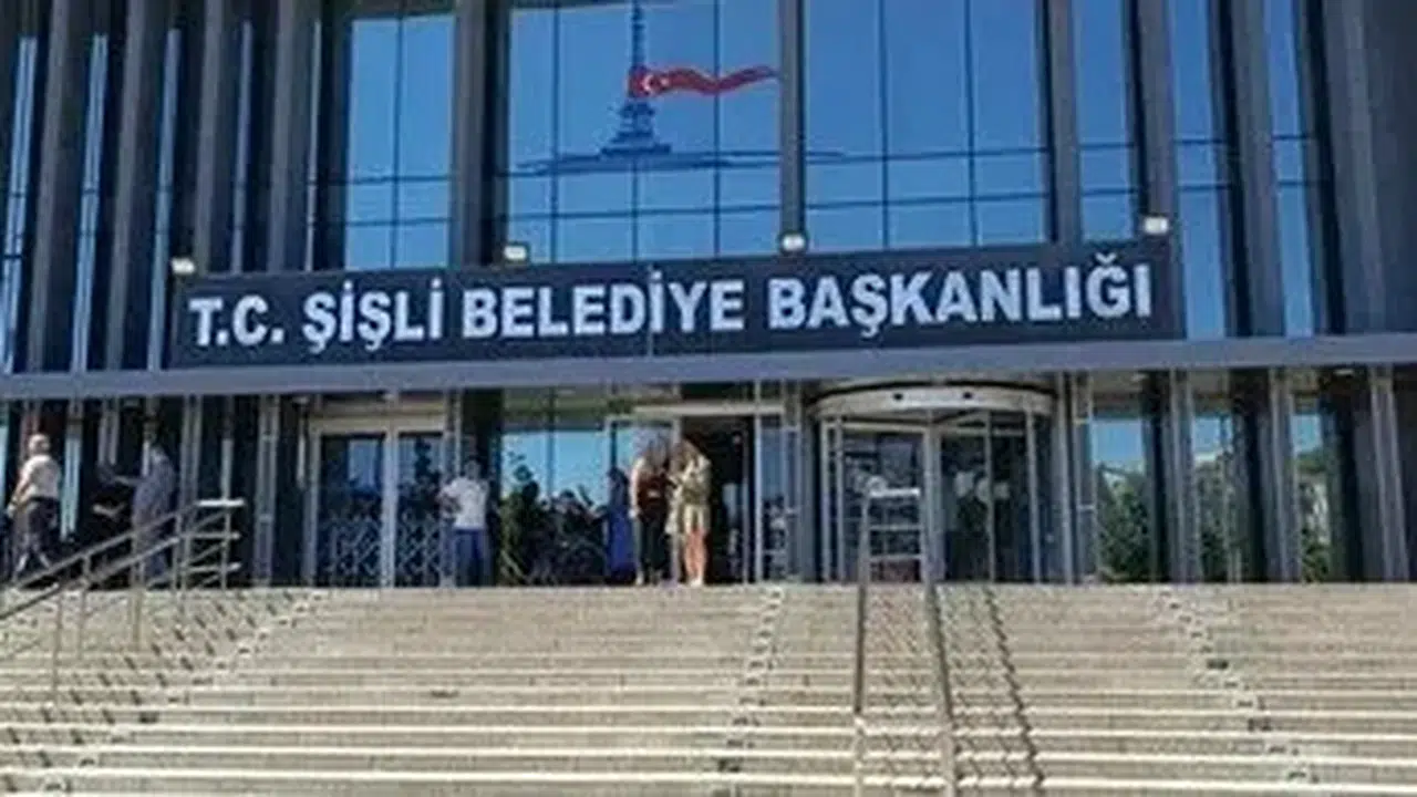 Şişli’de kayyım bilançosu: Sosyal destekler rafa kalktı, çöp dağları halk sağlığını tehdit ediyor