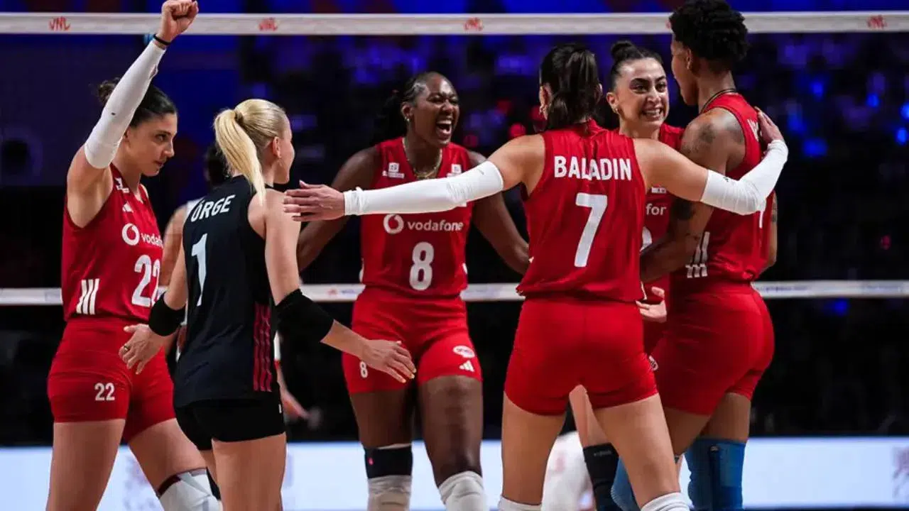 Filenin Sultanları Çin'i 3-0 yenerek Milletler Ligi'nde finale yükseldi