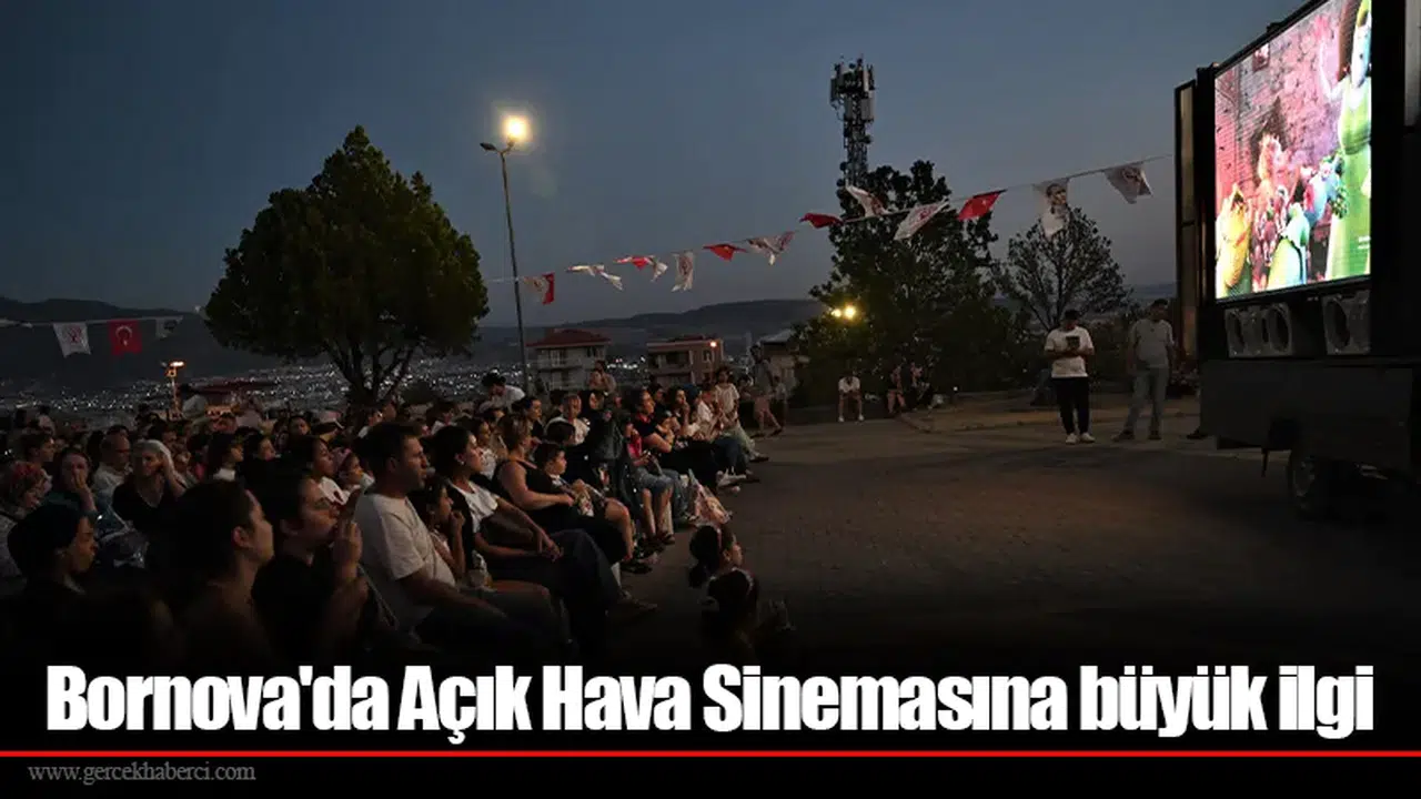 Bornova'da Açık Hava Sinemasına büyük ilgi