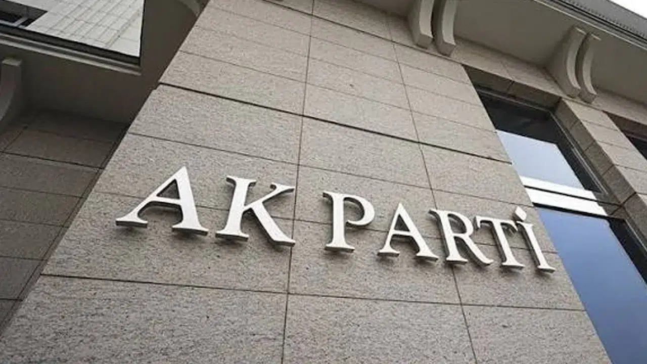 AK Parti'de 4 il başkanlığına atama
