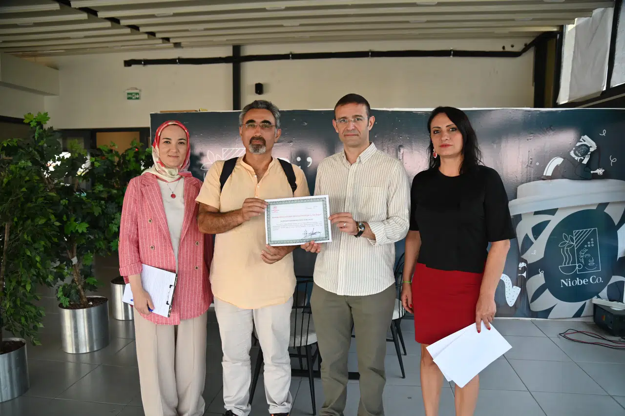 Manisa Büyükşehir Belediyesi “Sağlıklı İşyeri” Sertifikasını Aldı