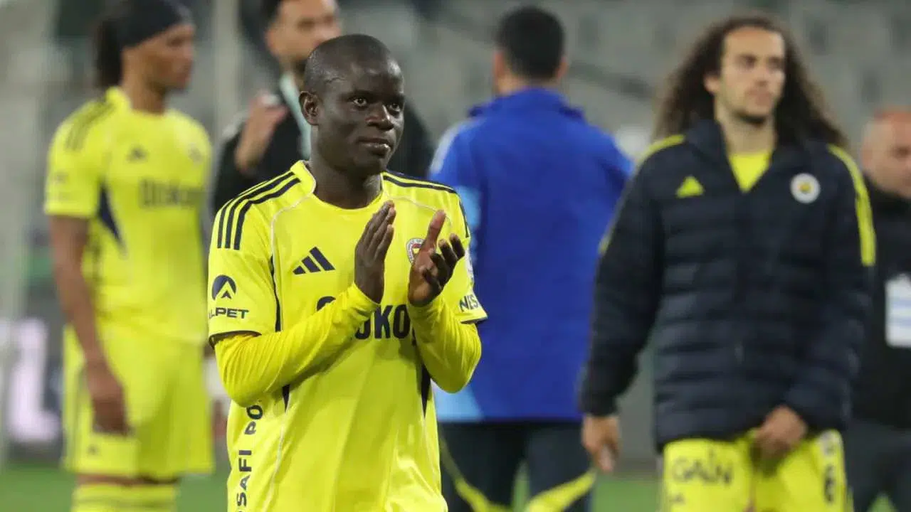 Fenerbahçe'nin Şampiyonlar Ligi kadrosuna N'Golo Kante dahil edildi