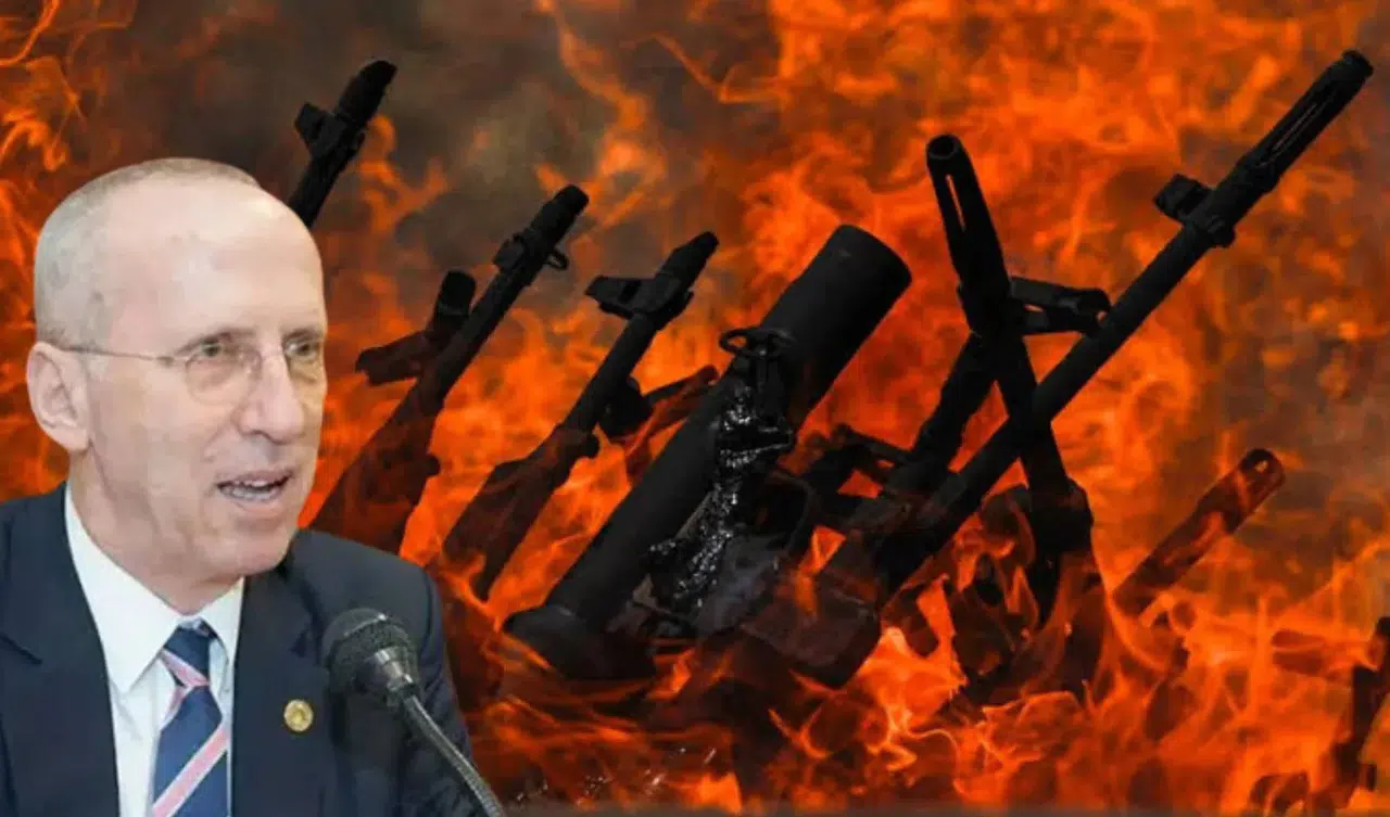 Hüseyin Özbek'ten 'yeni açılım' tepkisi: ortada devlet aklı değil Alzheimer'ı var