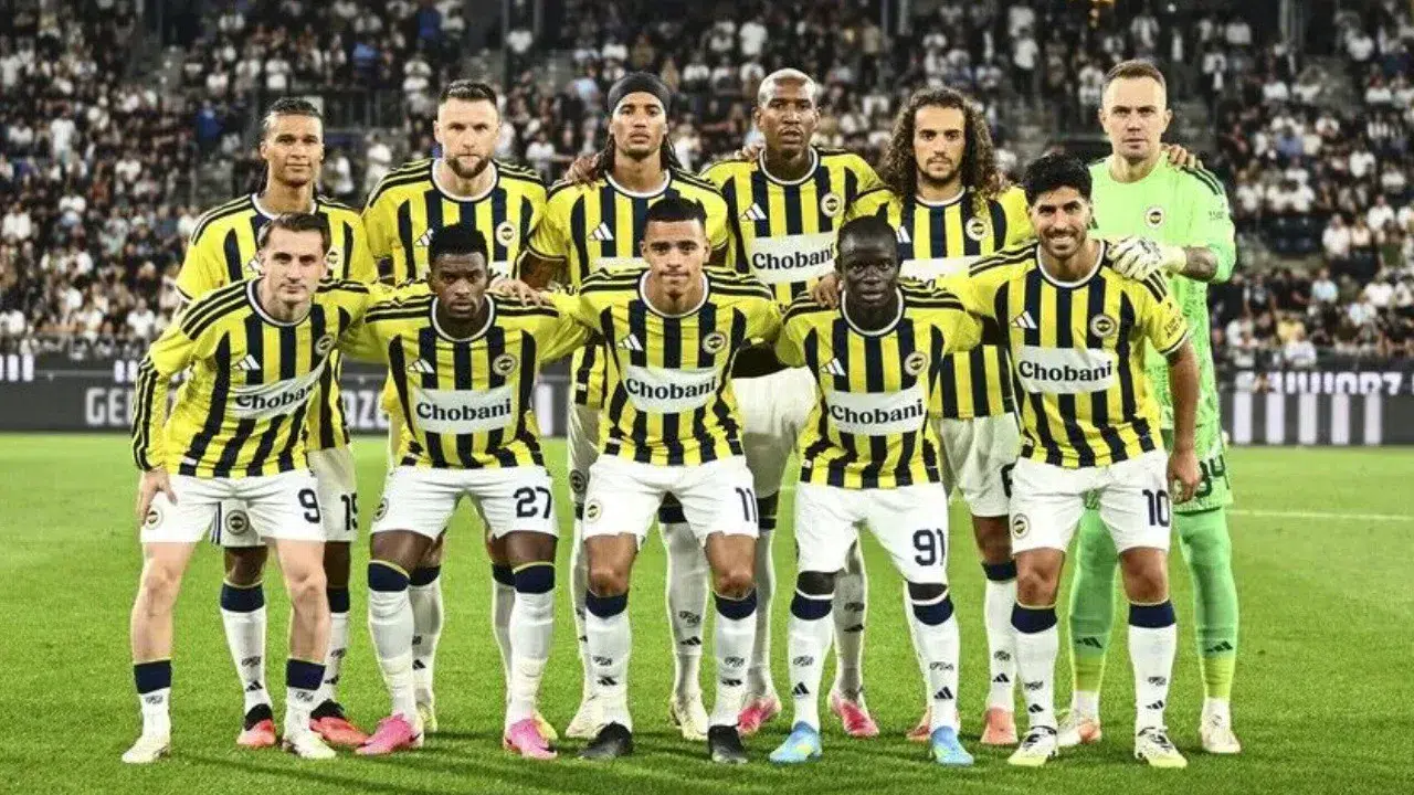UEFA Şampiyonlar Ligi'nde Fenerbahçe'nin ilk 11'i açıklandı