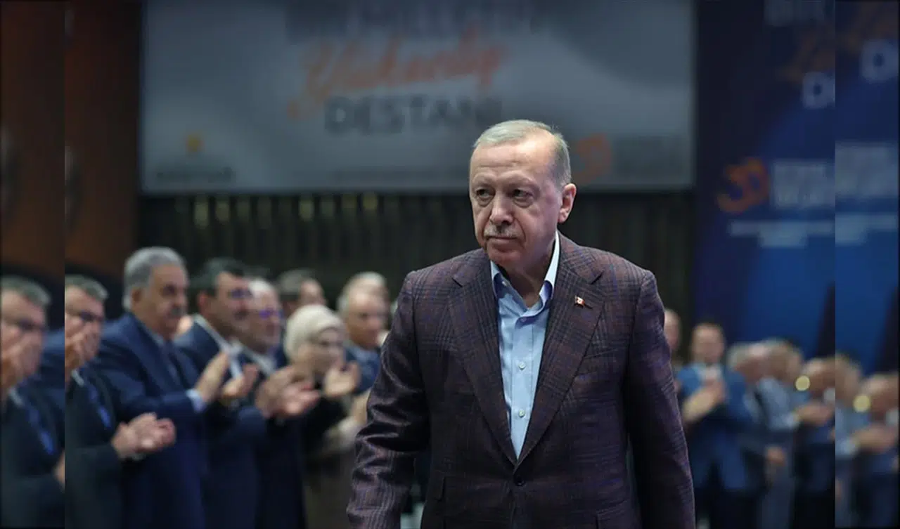AK Parti 25. yılını 100 bin kişilik mitingle kutlamaya hazırlanıyor