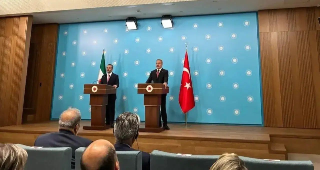 Dışişleri salonunda Atatürk portresi 37 gündür yerinde yok